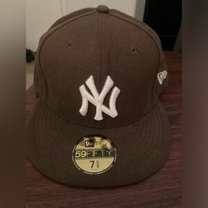New York Yankees MLB Men's Solid Color 59FIFTY Fitted Cap